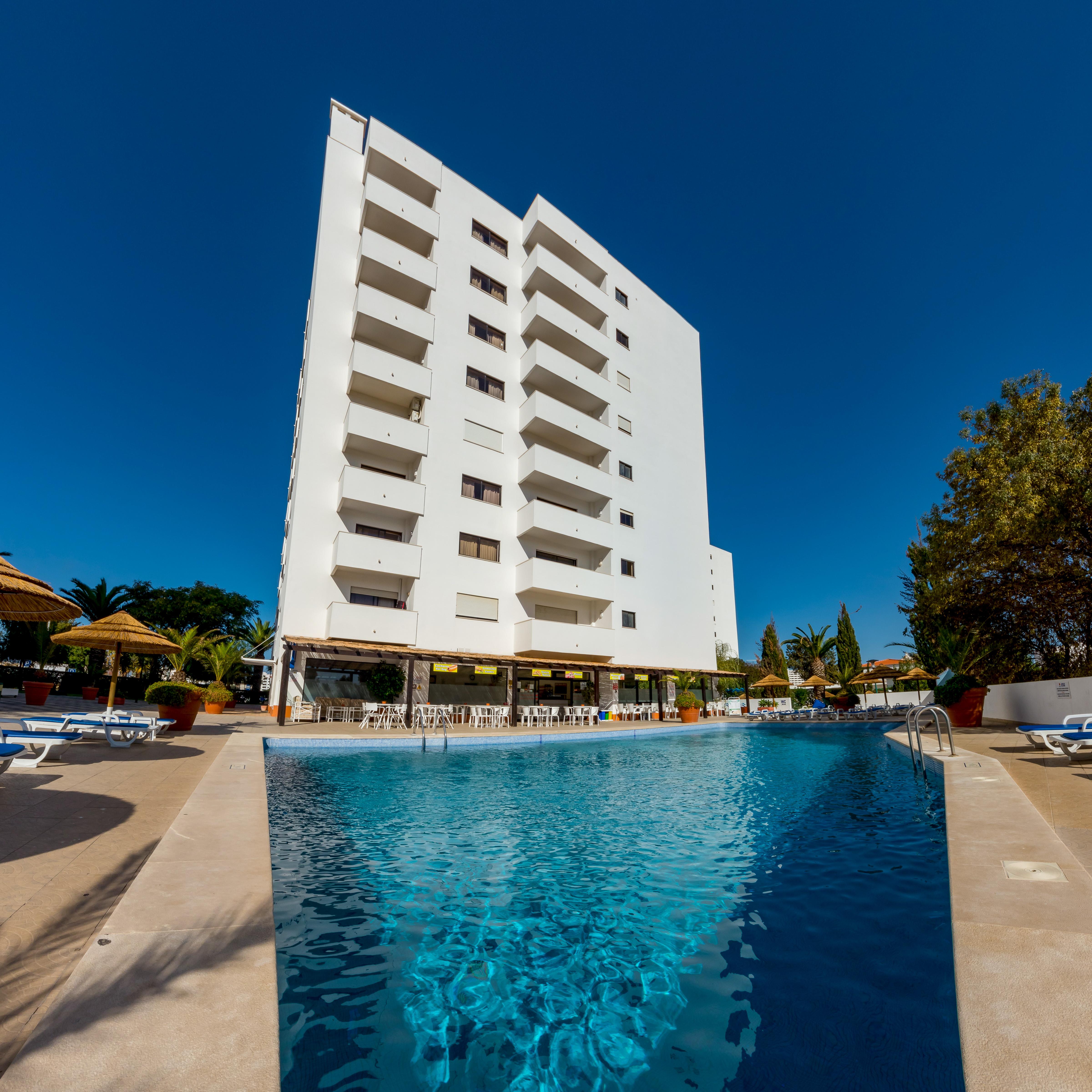 Janelas Do Mar Turisticos Apartahotel